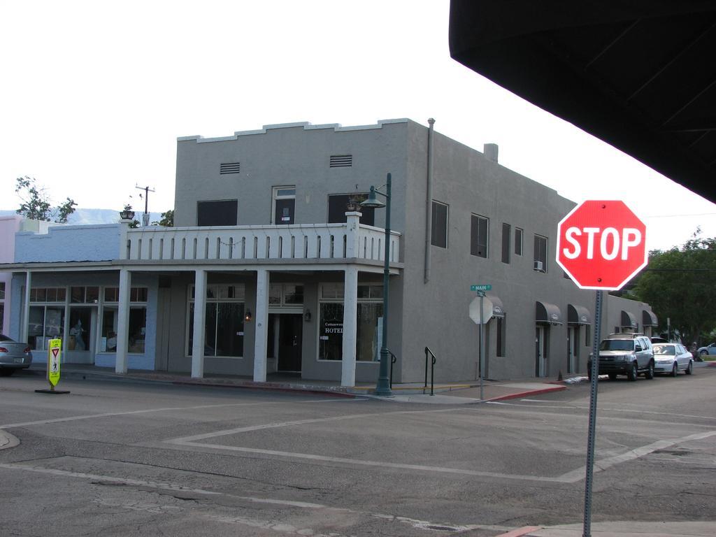 Cottonwood Hotel 外观 照片