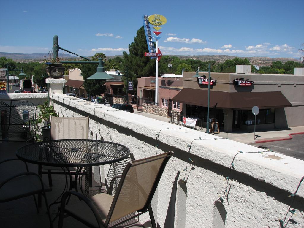 Cottonwood Hotel 外观 照片