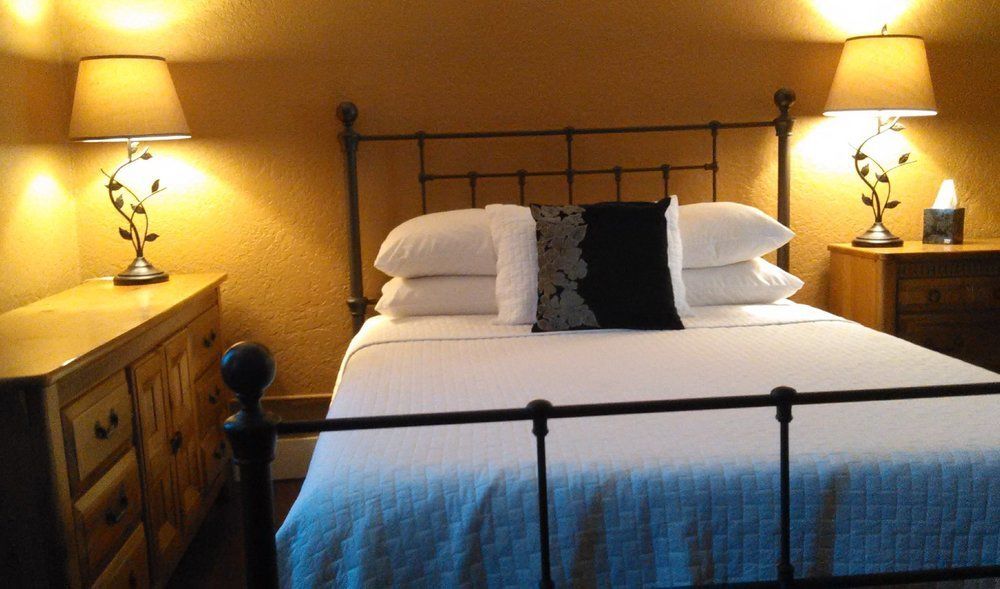 Cottonwood Hotel 外观 照片